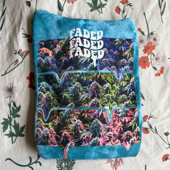 Gildan Tops - “Faded” Stoner Hoodie